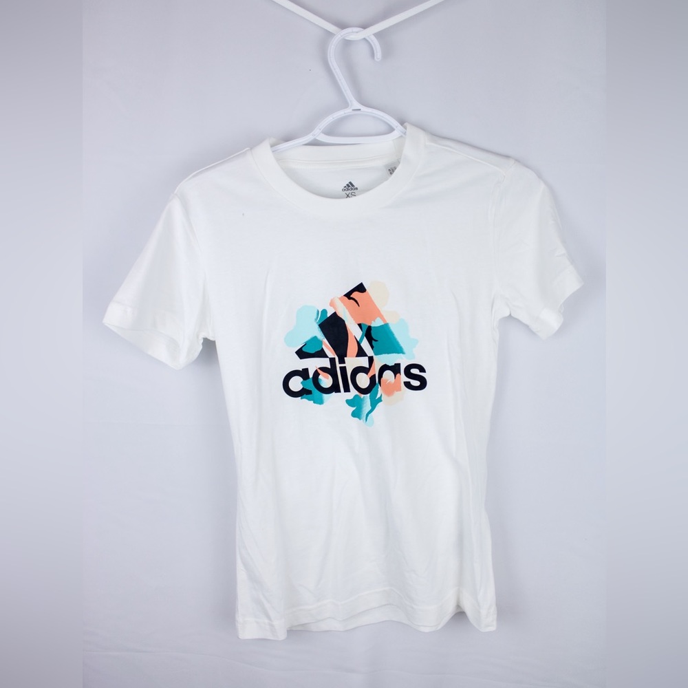 NWOT Adidas women’s T-shirt. Size extra small. Never worn.